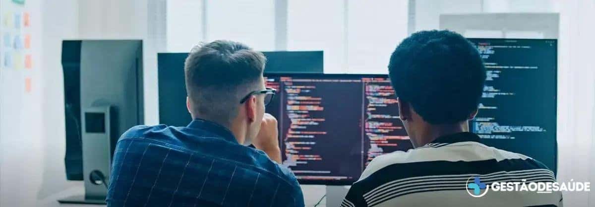 Como o low-code está transformando o setor de saúde e garantindo compliance